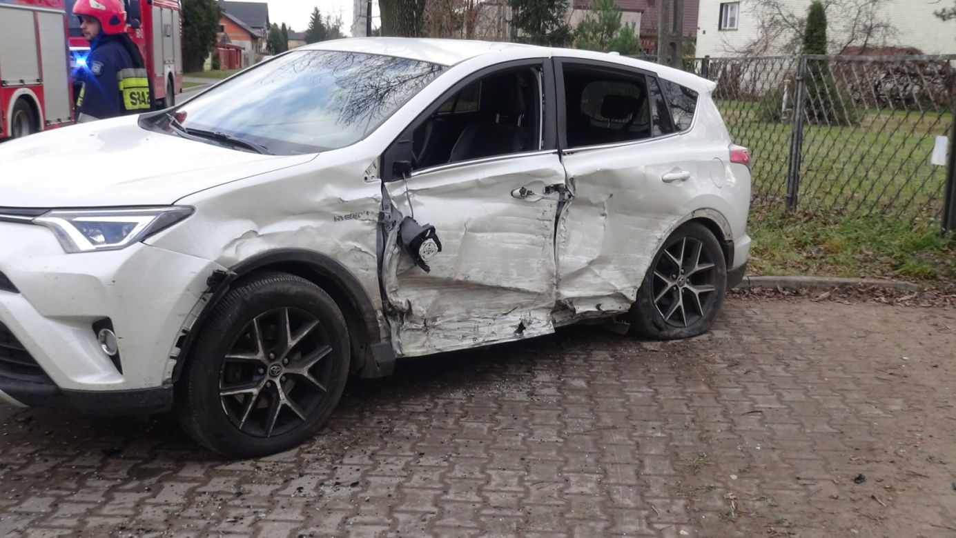 Kompletnie pijany rozbił się citroenem
