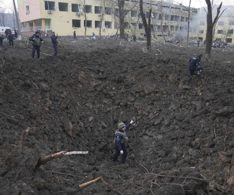  Wojna na Ukrainie. Mariupol wciąż bompardowany