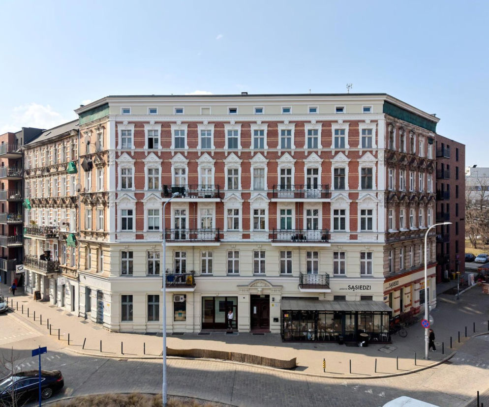 Historyczna kamienica we Wrocławiu odzyskuje blask