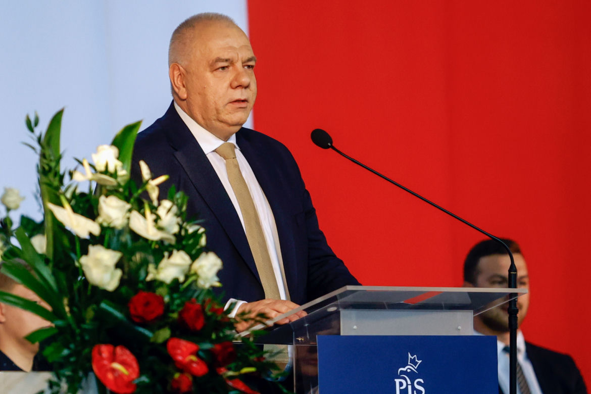 Premier Sasin chwali się budżetem: Rekordowa kwota! 
