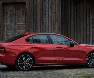 Volvo S60 T5 R Design First Edition