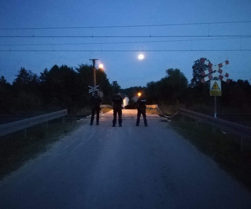 Podlaskie. Tragedia na przejeździe kolejowym. Zginęła para młodych ludzi