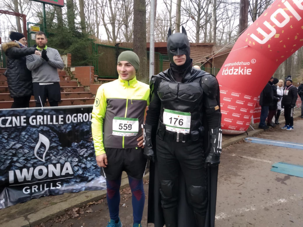 40. Bieg Sylwestrowy w Łodzi. Wśród uczestników był Batman, Obelix i szeryf bez głowy