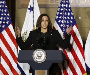 Kamala Harris. Pierwsza kobieta prezydent USA 