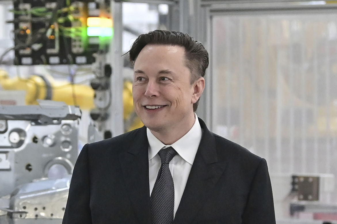 Elon Musk pokazał syna, którego nazwał X AE A-XII! Podobieństwo szokuje, chłopiec niczym klon