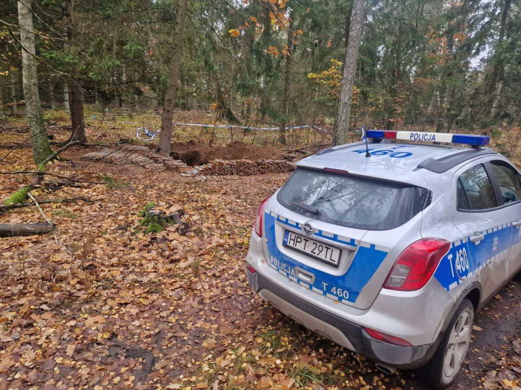 Las niczym magazyn broni! Ponad 2 tysiące pocisków na Mazurach