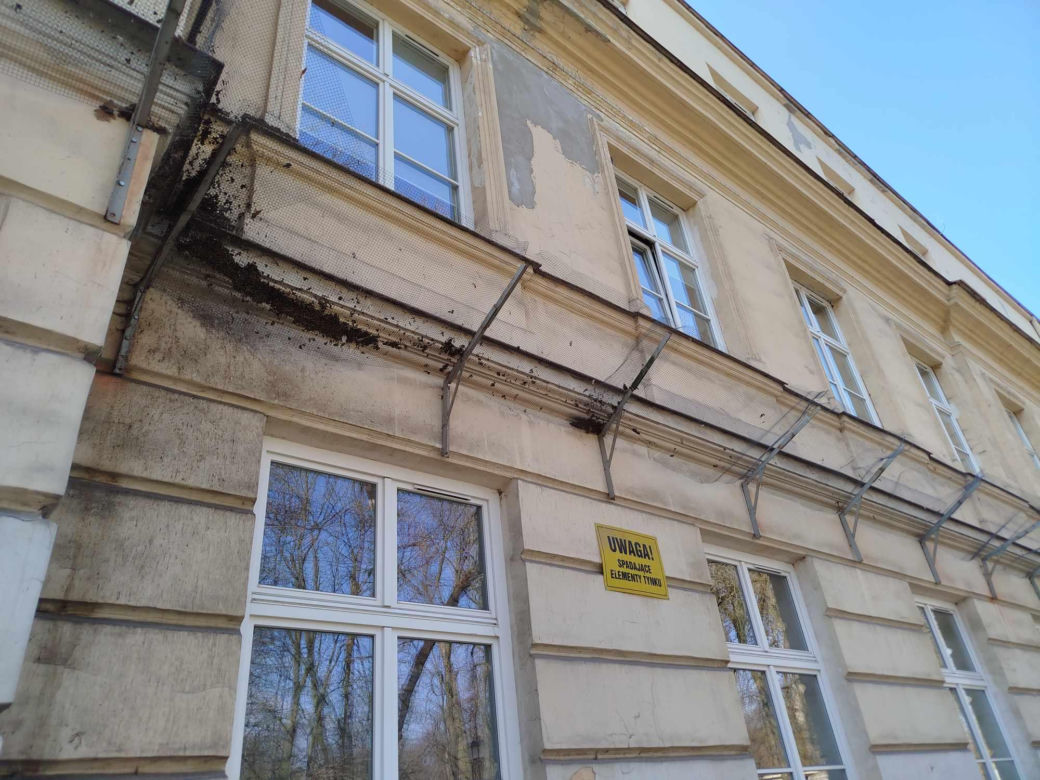 Miasto Siedlce pozyskało 100% dofinansowania kosztów kwalifikowanych na realizację zadania pn. „Termomodernizacja budynków oświatowych na terenie miasta Siedlce”.
