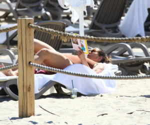 Katarzyna Herman na plaży
