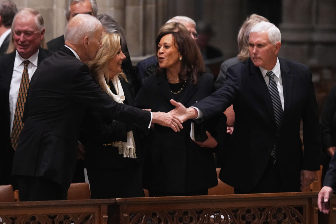 Bush, Biden i Harris wzięli udział w pogrzebie b. wiceprezydenta Dicka Cheneya