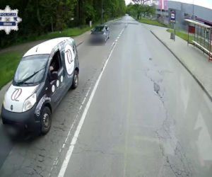 11latek wjechał hulajnoga pod autobus