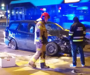 Wypadek radiowozu w Poznaniu