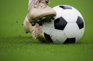Ekstraklasa piłkarska: Widzew Łódź pokonuje Bruk-Bet Termalica. Kto zadecydował o losach spotkania w końcówce?