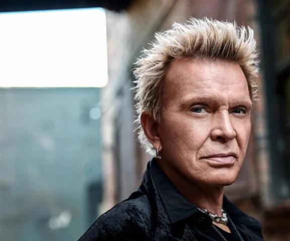 Billy Idol opowiedział o genezie powstania swojego pseudonimu. Ma on związek z... lesbijskim klubem 