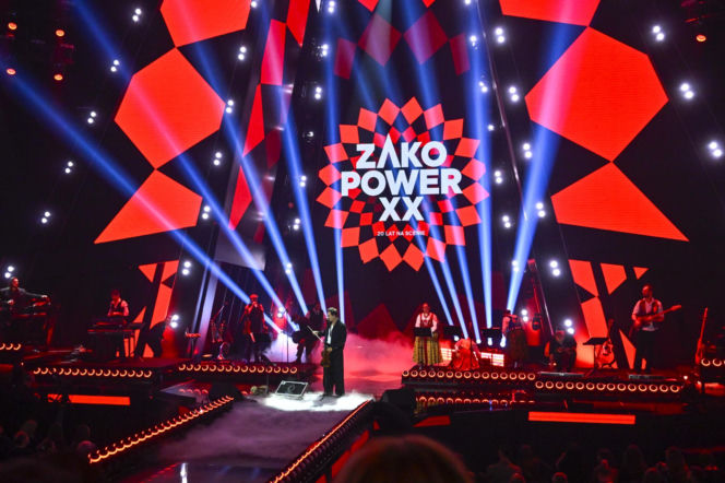 Co ona ma na sobie?! Szroeder wyglądała jak w firance z PRL-u