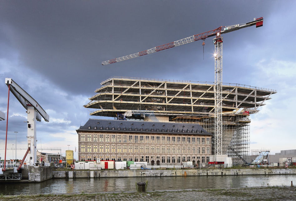 Budynek administracyjny portu w Antwerpii