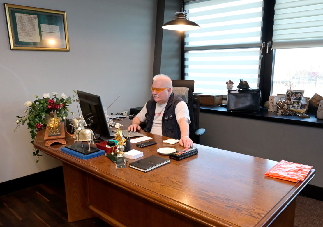Wałęsa posłuchał się PiS