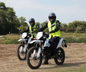 Policyjne off-roadowe motocykle Aprilia RX125