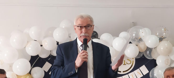 Spotkanie w sprawie budowy masztu 5 G w Płoskiem