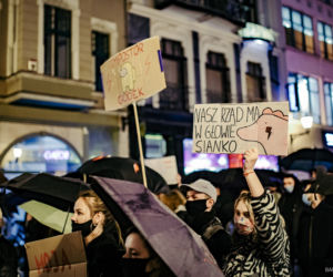 Strajk Kobiet w Toruniu 27.10.2020 - wtorkowy protest i blokada ulic
