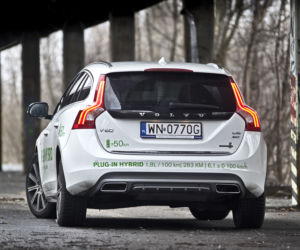 Volvo V60 Plug-in Hybrid Summum AWD