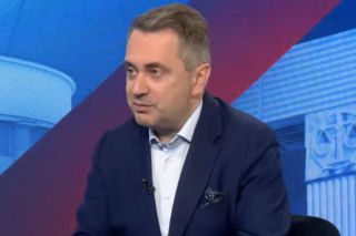 Ekspert komentuje kolejny wyjazd Zbigniewa Ziobry. Mają siły specjalne po niego wysłać?