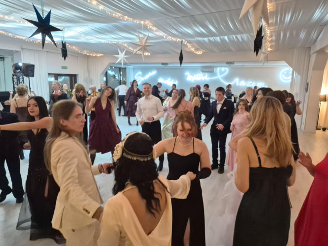 Studniówka Plastyka z Dąbrowy Górniczej