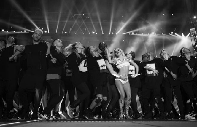 Lady Gaga na Super Bowl 2017 - reakcje gwiazd na występ Mother Monster!