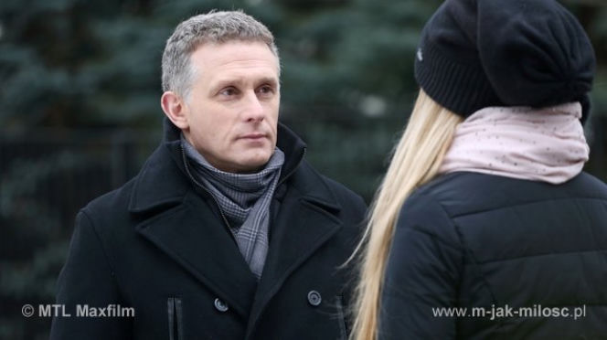 M jak miłość odcinek 1130, Artur Rogowski (Robert Moskwa), Teresa (Dominika Łakomska)