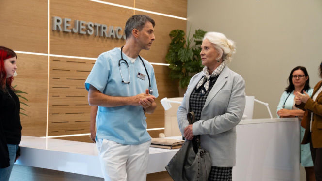 Na dobre i na złe odc. 977. Konstancja Kowalska (Agnieszka Mandat), Marcin Molenda (Filip Bobek)