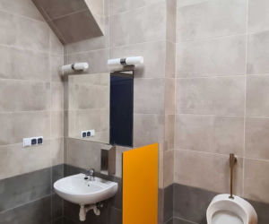 Remont na stadionie lekkoatletycznym. Nowe łazienki i szatnie [ZDJĘCIA]