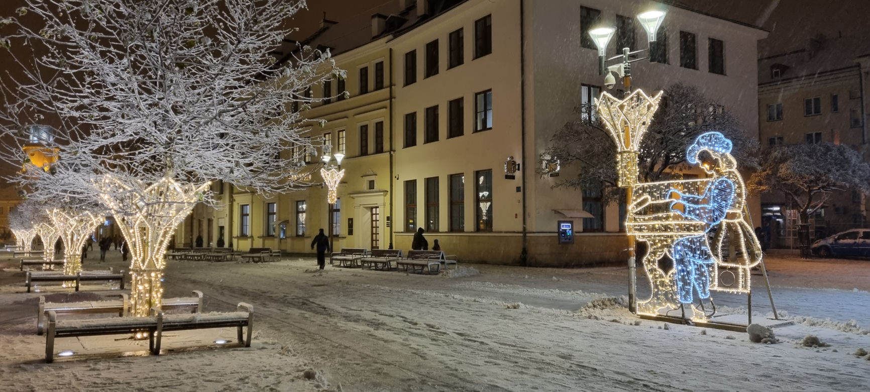 W Lublinie czuć klimat zbliżających się świąt. Iluminacje już świecą [GALERIA]