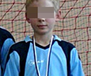 WIKARY ĆMIŁ MARYCHĘ Z MINISTRANTAMI