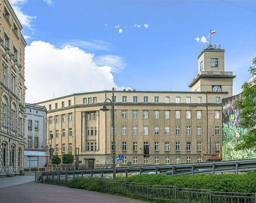 Wybory samorządowe 2024. Będzie mniej radnych w 8 gminach i 2 powiatach