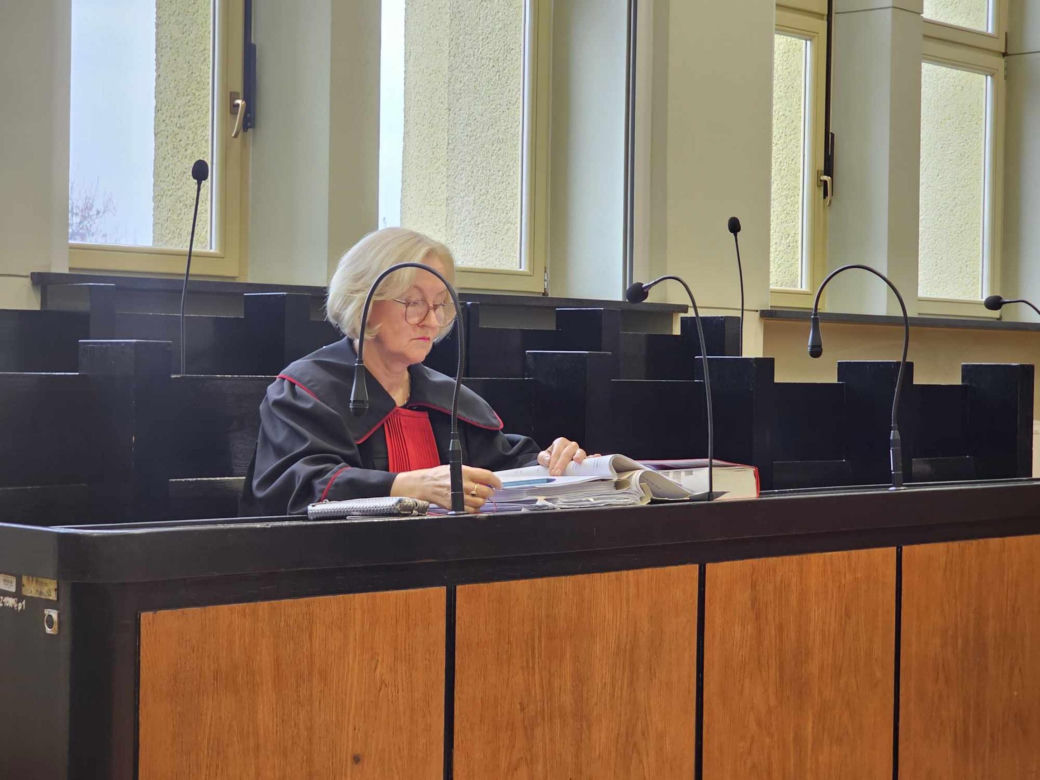 Zabiła Jana krojąc pomidory na przekąskę do wódki