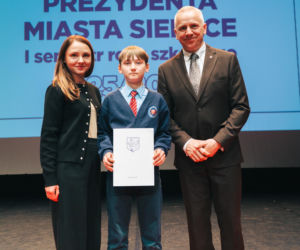 Najzdolniejsi uczniowie odebrali stypendia Prezydenta Miasta Siedlce