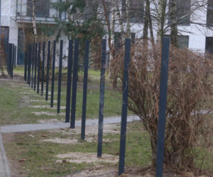 Wojna o płot i śmietnik. Konflikt mieszkańców na osiedlu w Pruszkowie