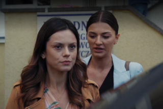 M jak miłość odc. 1915. Anka Sokołowska (Katarzyna Russ), Kasia (Paulina Lasota)