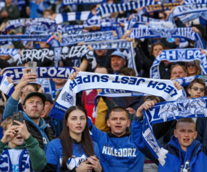 Lech zdeklasował Legię! Mamy zdjęcia kibiców z klasyku PKO BP Ekstraklasy