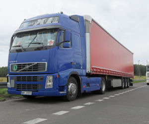 Bobrowniki. Transport z pomocą humanitarną czeka przed granicą [ZDJĘCIA]