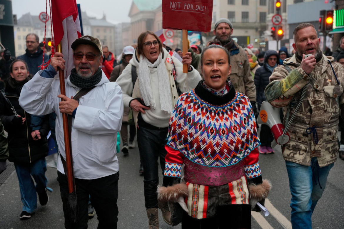 Tysiące ludzi na ulicach Kopenhagi. Masowe protesty przeciwko Trumpowi