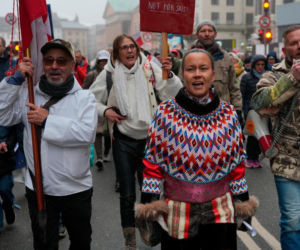 Tysiące ludzi na ulicach Kopenhagi. Masowe protesty przeciwko Trumpowi