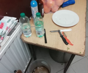 Pili alkohol na stołówce w podstawówce