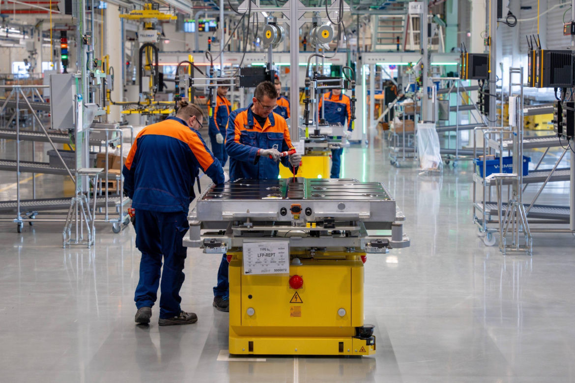 Produkcja Volvo EX30 w Gandawie