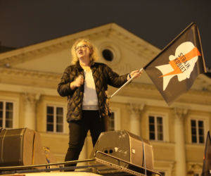 Protest kobiet w centrum Warszawy