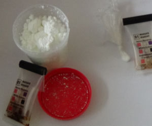Duża akcja policji w Toruniu. Kryminalni znaleźli KILOGRAM AMFETAMINY!