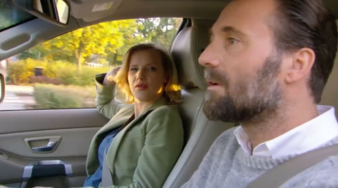 O mnie się nie martw odc. 10. Iga (Joanna Kulig), Paweł Biczyński (Bartłomiej Świderski)