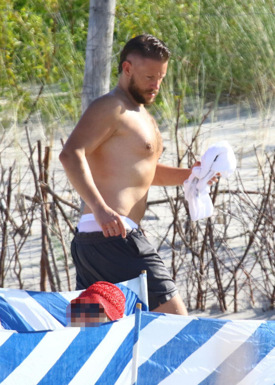 Sebastian Fabijanski, z czym do wody?