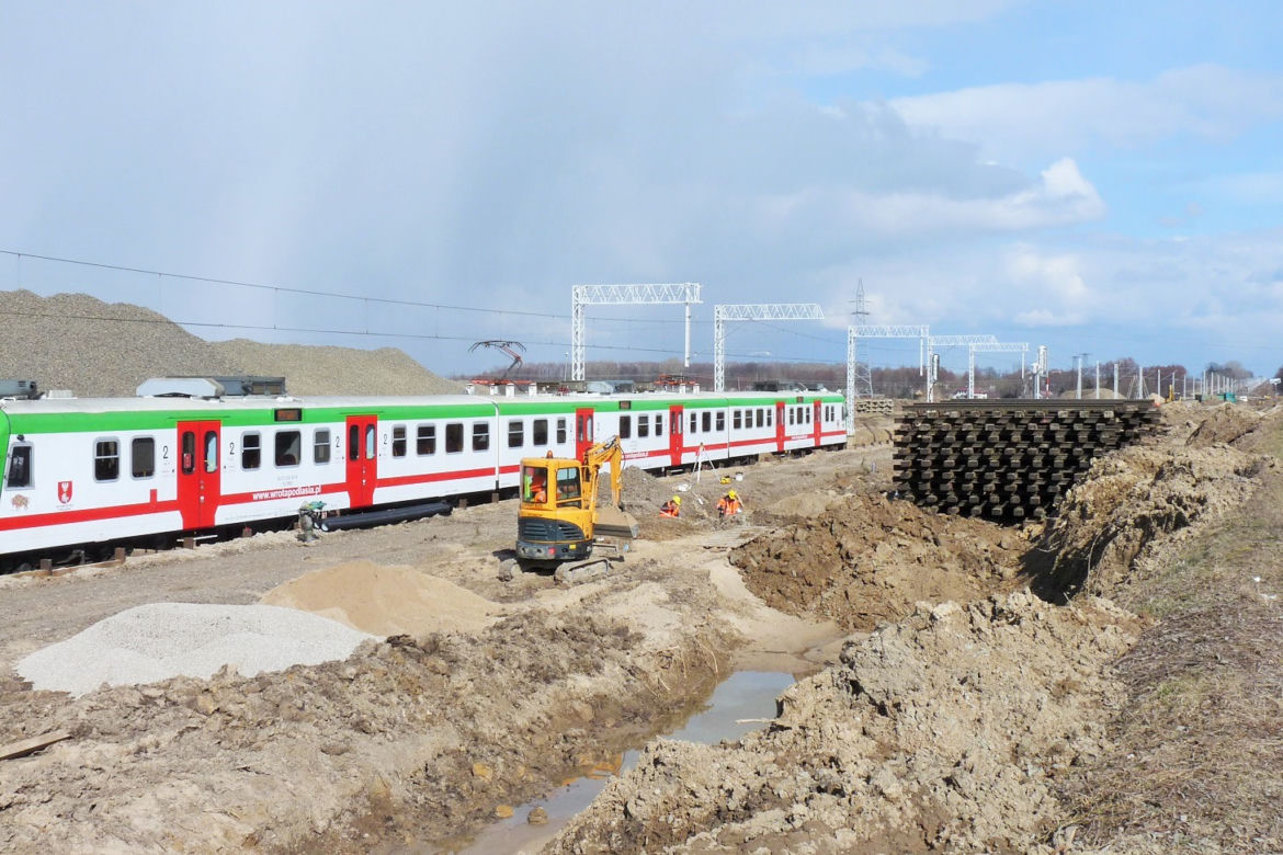 Rail Baltica. W Szepietowie prace idą pełną parą. Zobacz, co się zmieni