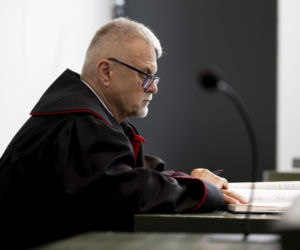 Truli lokatorów i przejmowali ich mieszkania. Szokujące metody działania gangu. „Sąd popełnił błąd”