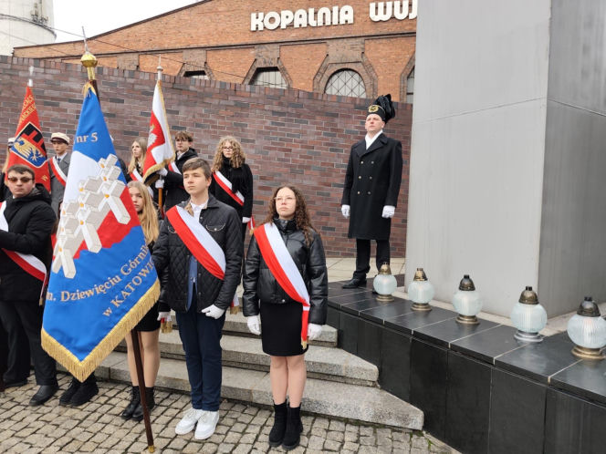 Pacyfikacja kopalni "Wujek". Zginęło dziewięciu górników. Strzały padły, gdy wydawało się, że jest po wszystkim